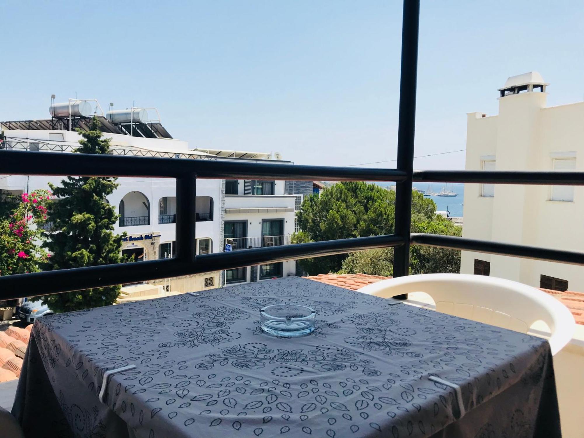 Cam Hotel Гюмбет Екстериор снимка