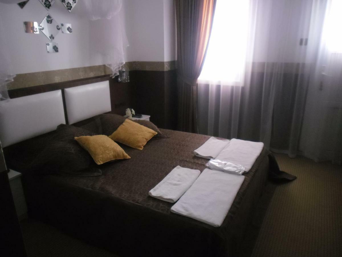 Cam Hotel Гюмбет Стая снимка
