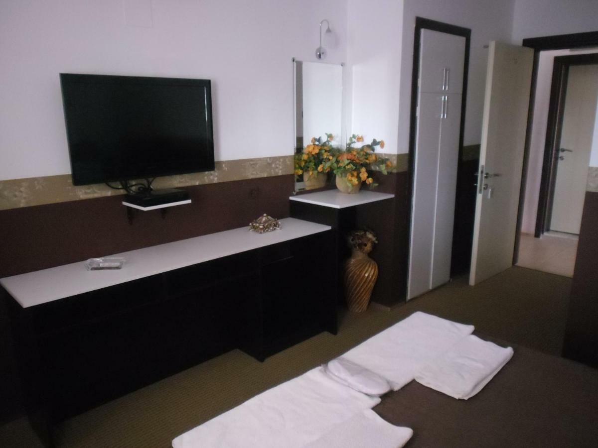 Cam Hotel Гюмбет Стая снимка
