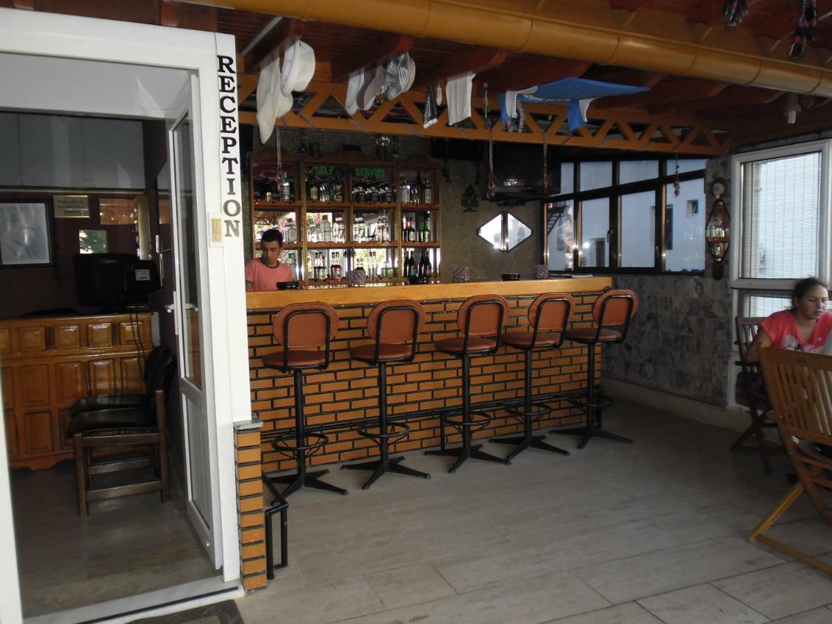 Cam Hotel Гюмбет Екстериор снимка