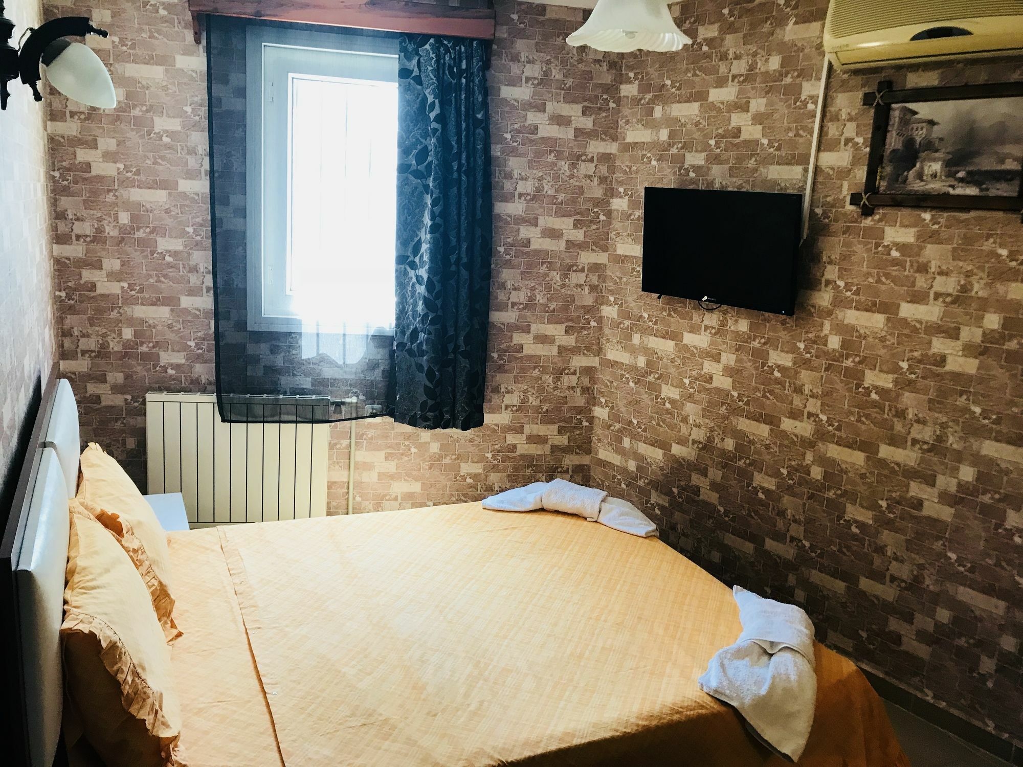 Cam Hotel Гюмбет Екстериор снимка